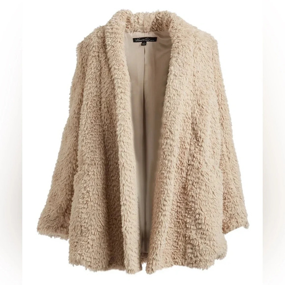 FINAL PRICE KENNETH COLE | Tan Teddy Jacket with Satin Lining - Picture 1 of 9